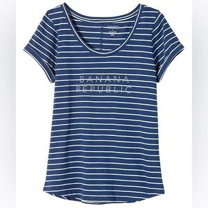 NWOT Banana Republic Women’s logo navy striped shirt. Size Medium